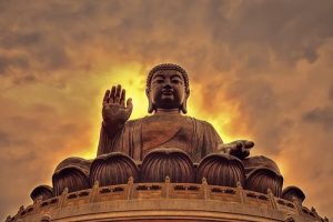 Ngủ mơ thấy mình đang lạy tượng Phật