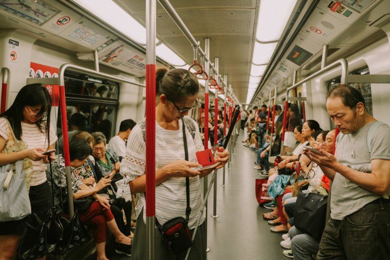 Mơ thấy tàu điện ngầm vô cùng đông đúc