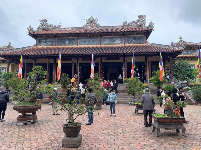 Mơ đi chùa nhưng không thắp hương có điềm về người thương