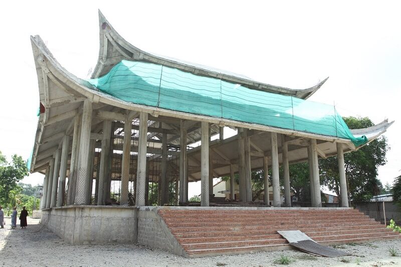 Giấc mơ về ngôi chùa đang xây