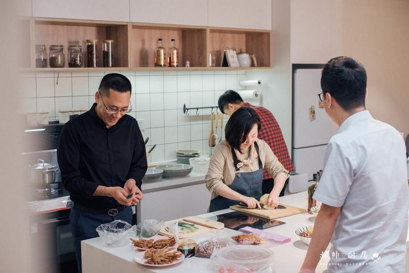 Mơ nhiều người lạ đến nhà chứng tỏ bạn khá tự ti Mơ nhiều người lạ đến nhà chứng tỏ bạn khá tự ti