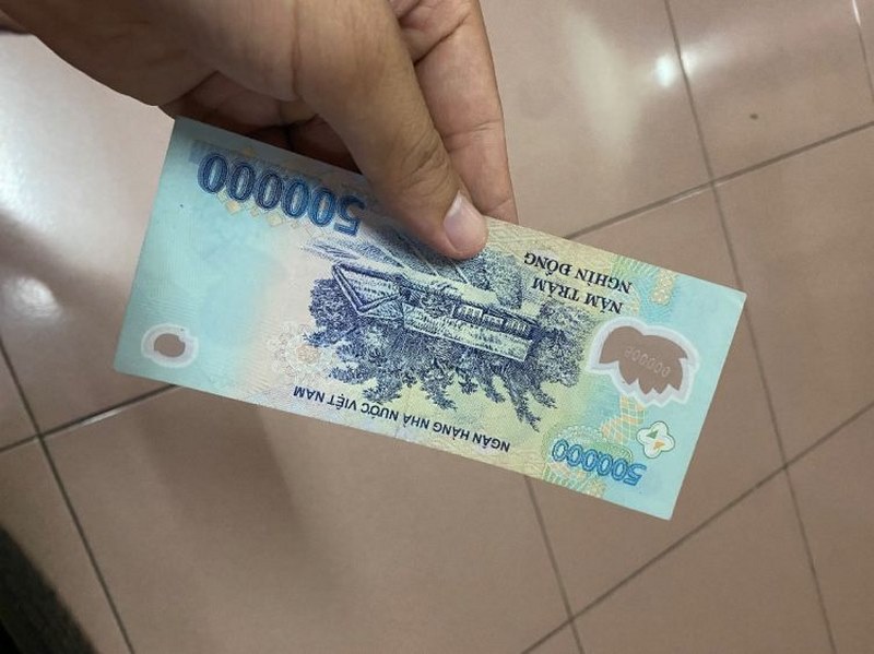 Mơ được người thân cho 500 nghìn báo hiệu may mắn tài lộc